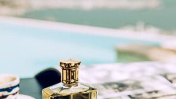 Cele Mai Populare Parfumuri cu Note Marine: O Revizuire a Parfumurilor Proaspete 28 parfumuri cu note marine